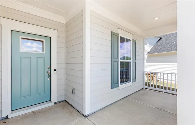 $571,410 | 7201 Maple Brook Lane, Flowery Branch, GA 30542