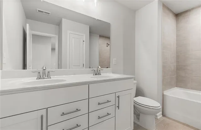 $571,410 | 7201 Maple Brook Lane, Flowery Branch, GA 30542