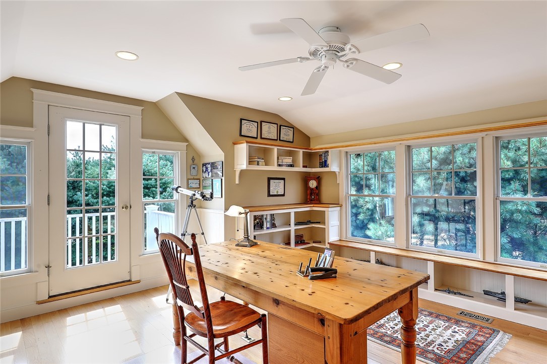 409 Wickford Point Road North Kingstown, RI 02852 - Photo 36 of 50 3rd floor