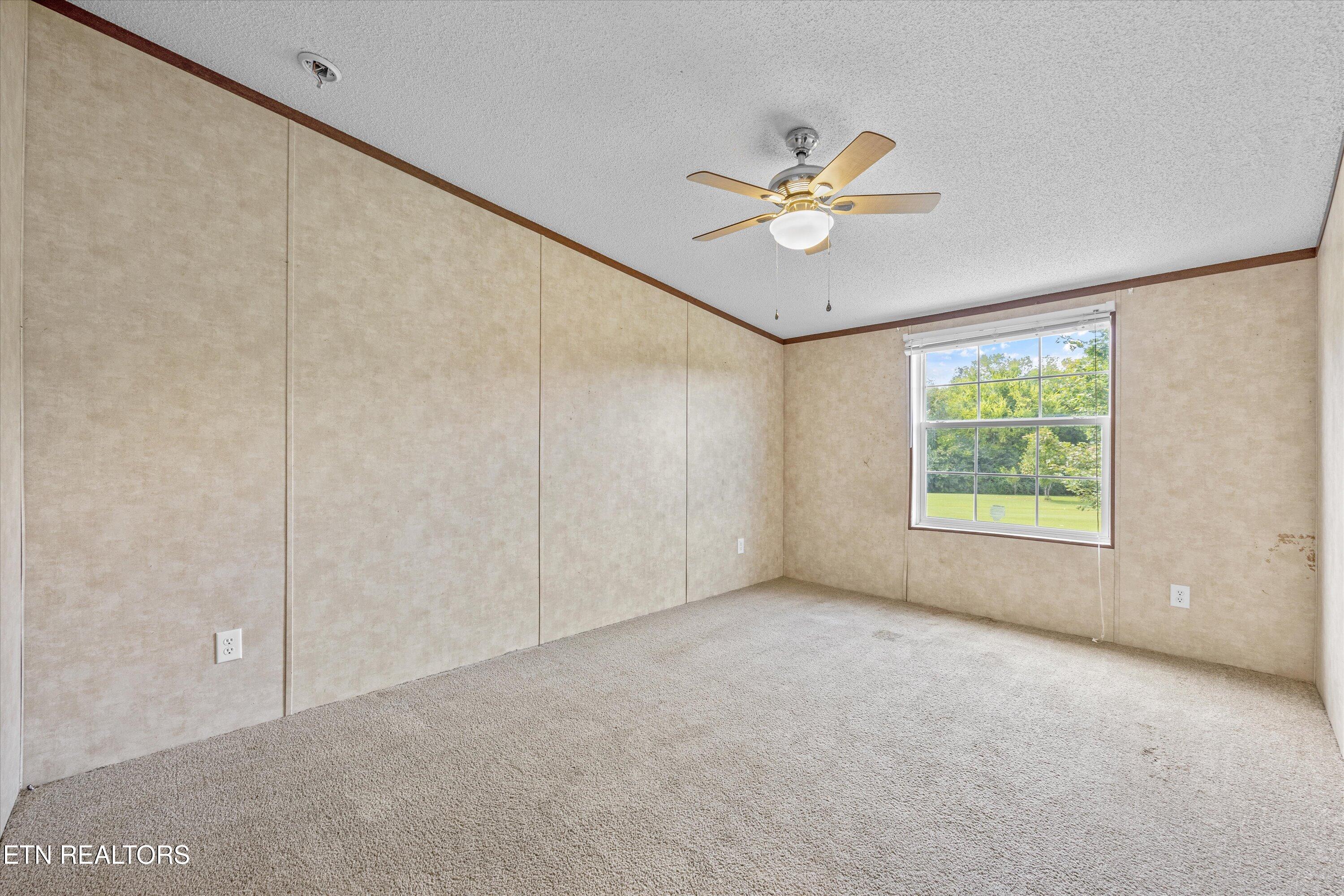 132 Holloway Road Vonore, TN 37885 - Photo 20 of 46 12-132 Holloway Rd 16