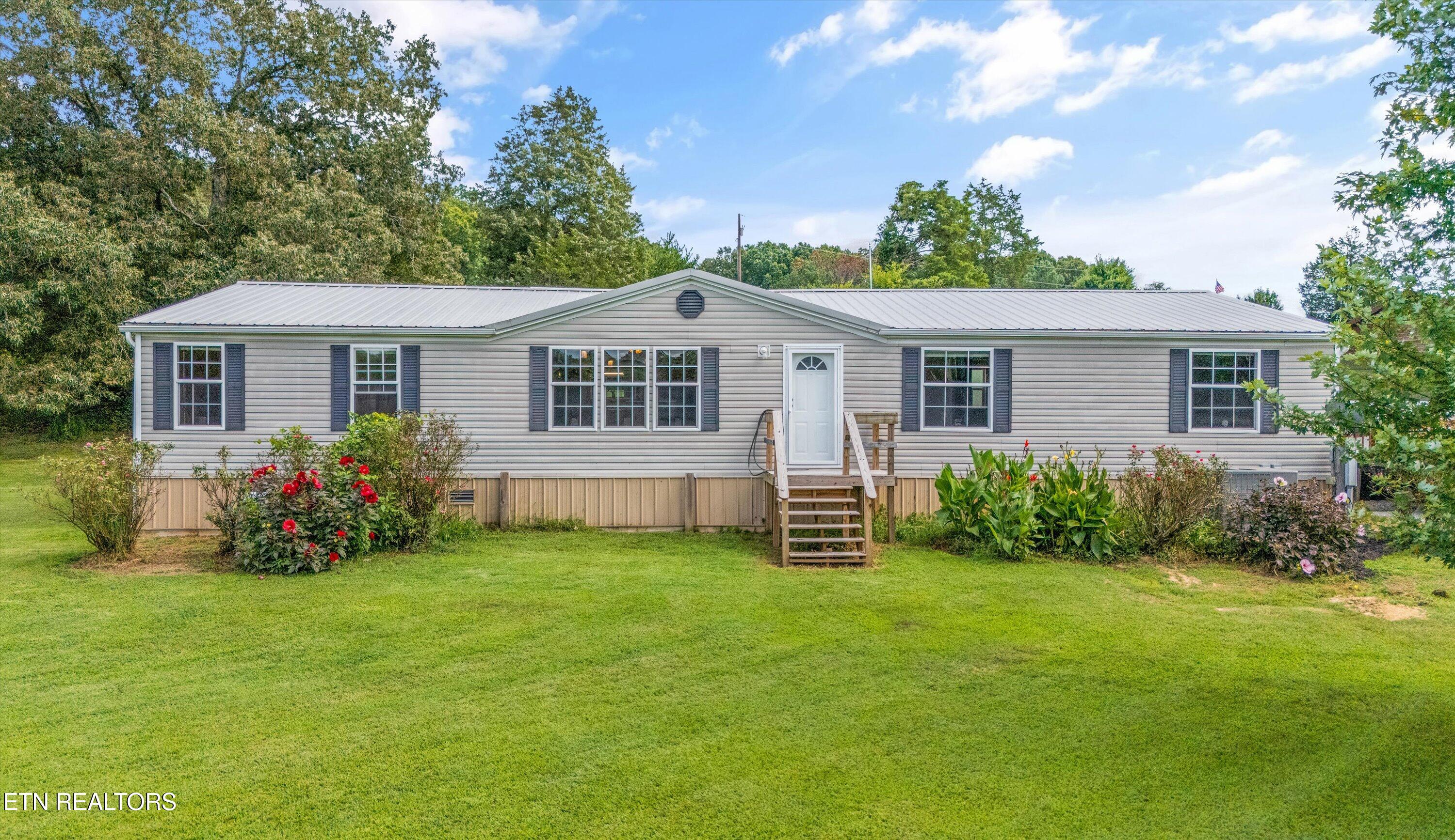 132 Holloway Road Vonore, TN 37885 - Photo 2 of 46 01-132 Holloway Rd 33-2
