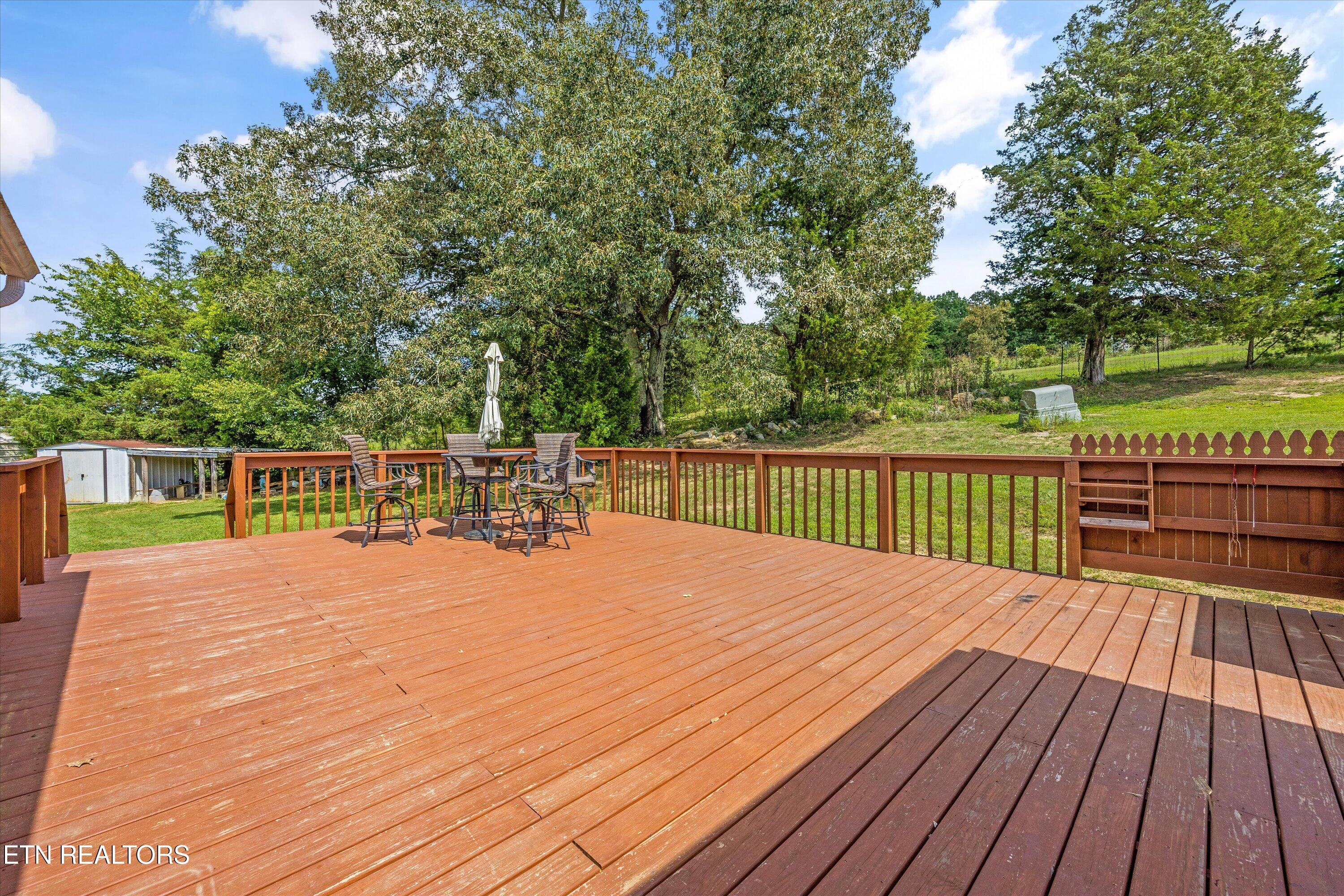 132 Holloway Road Vonore, TN 37885 - Photo 28 of 46 28-132 Holloway Rd 03