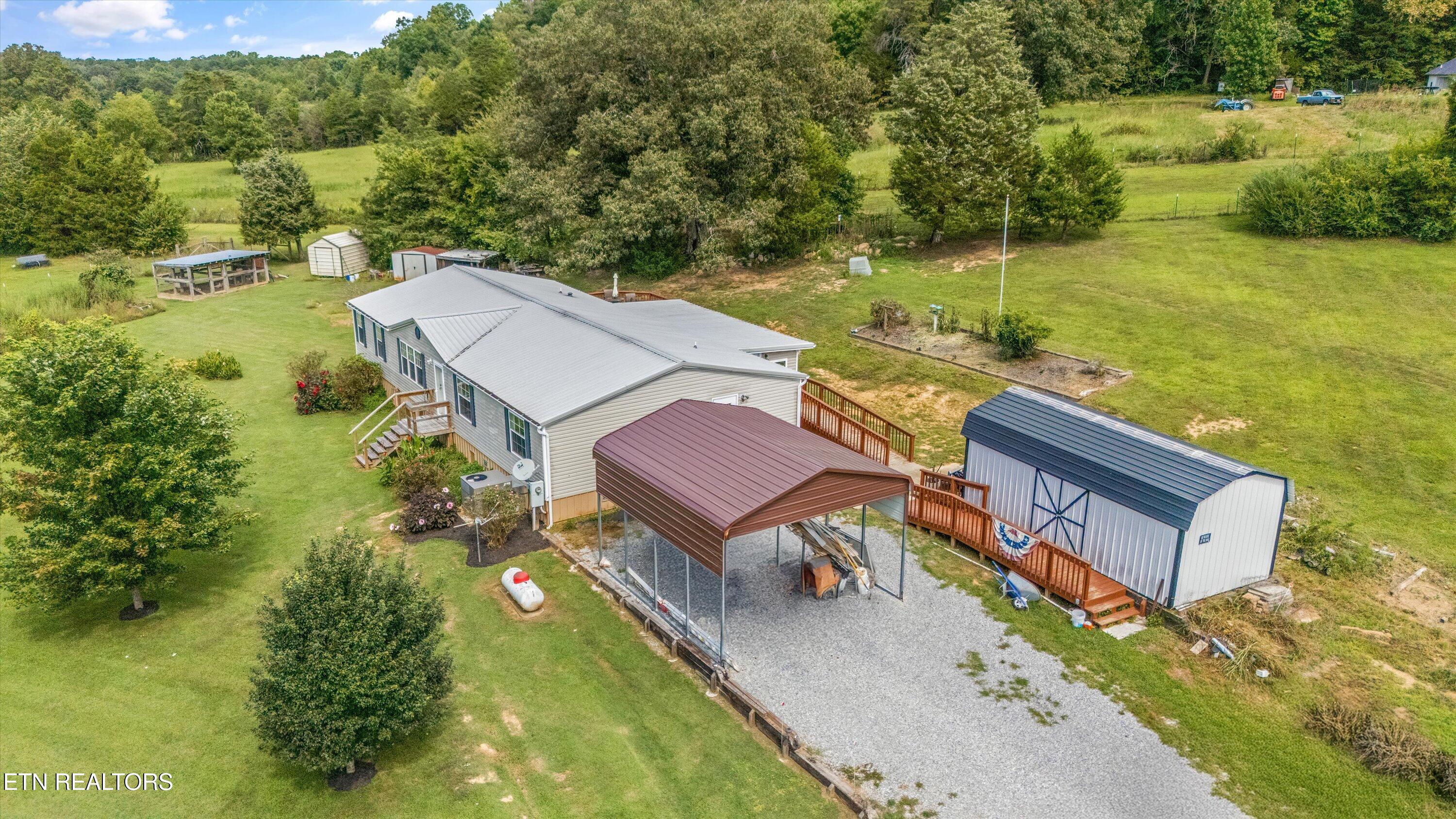132 Holloway Road Vonore, TN 37885 - Photo 33 of 46 34-132 Holloway Rd 32