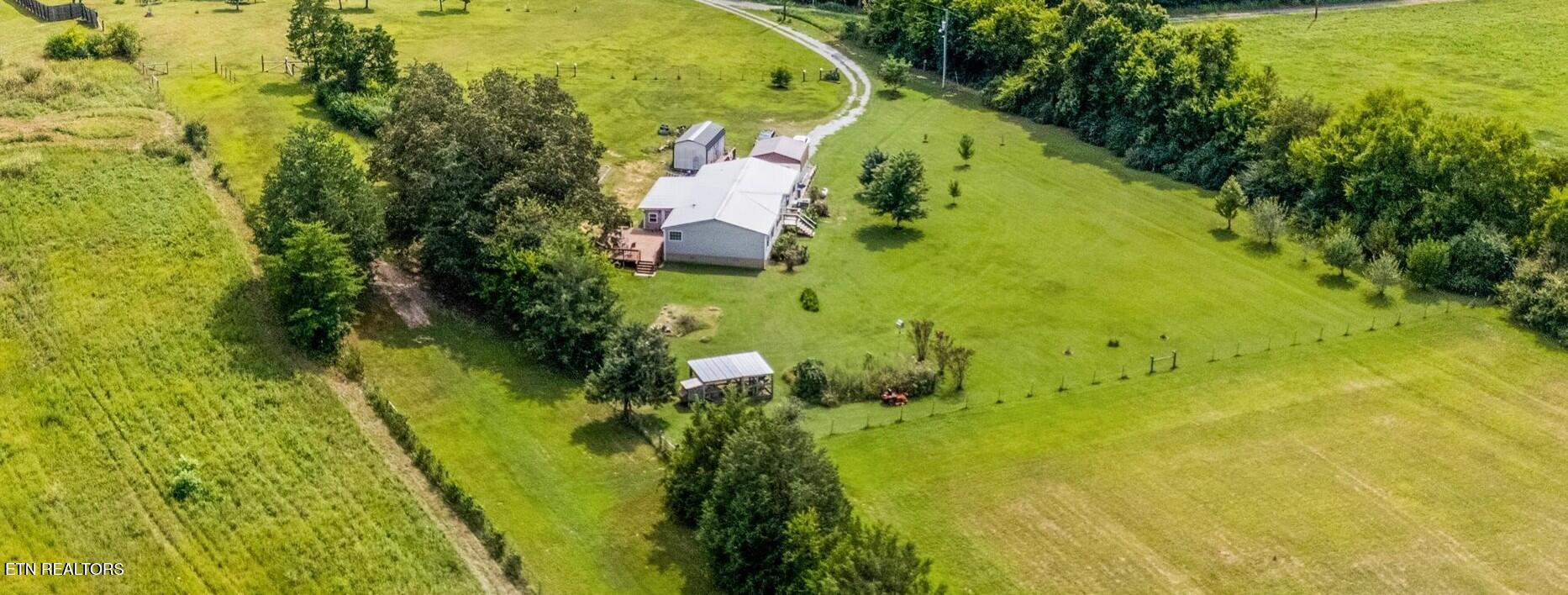 132 Holloway Road Vonore, TN 37885 - Photo 37 of 46 37-132 Holloway Rd 36