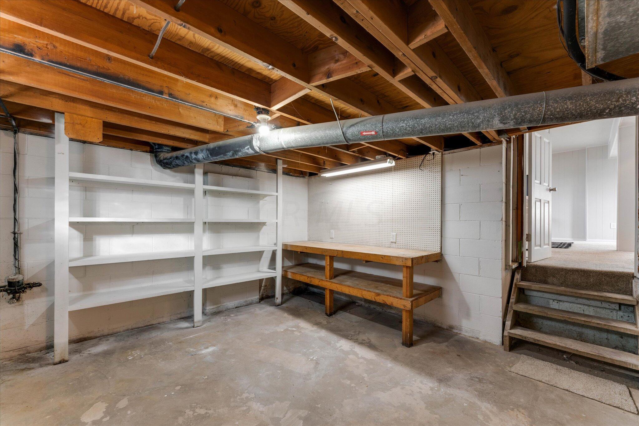 2149 Brookfield Road Columbus, OH 43229 - Photo 30 of 41 27-dsc04140-dsc04142