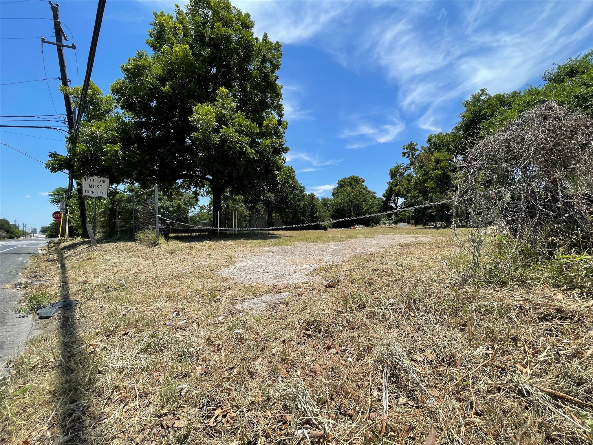 6011 Bolm Road Austin, TX 78721 - Photo 4 of 14 a backyard of a house with lots of green space