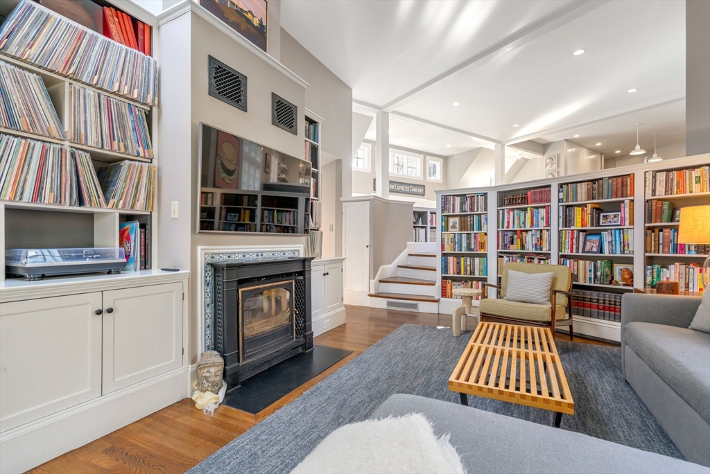 8 Schoolmasters Lane Dedham, MA 02026 - Photo 20 of 42