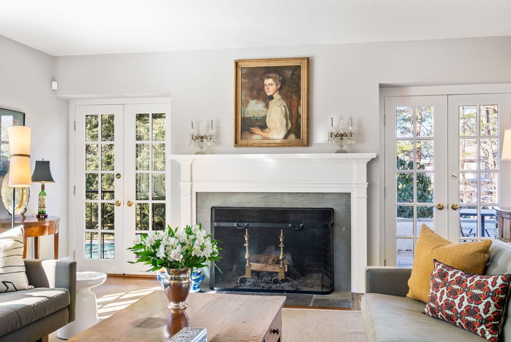 8 Schoolmasters Lane Dedham, MA 02026 - Photo 7 of 42