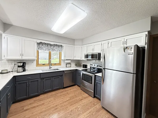 $349,500 | 111 Buckeye Drive, Montevideo, MN 56265