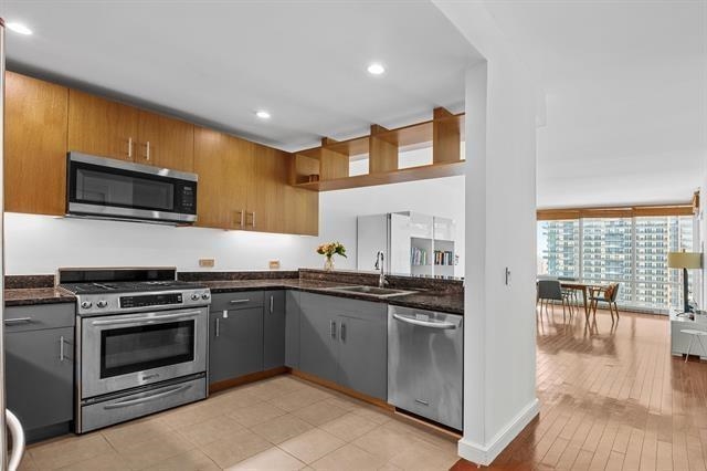 1 Shore Lane, Unit 1805 Jersey City, NJ 07310 - Photo 6 of 30