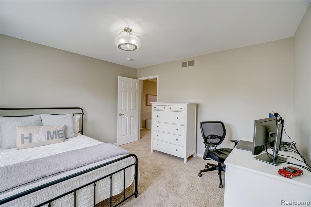 3950 Fieldview Road Lake Orion, MI 48360 - Photo 40 of 51
