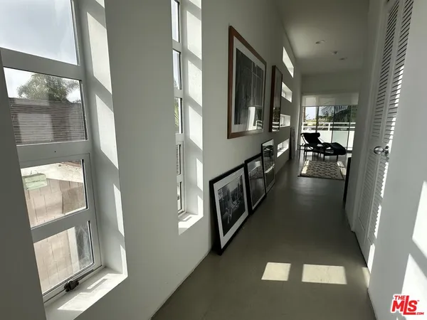 $2,195,000 | 1421 Cabrillo Avenue, Unit 4, Venice, CA 90291
