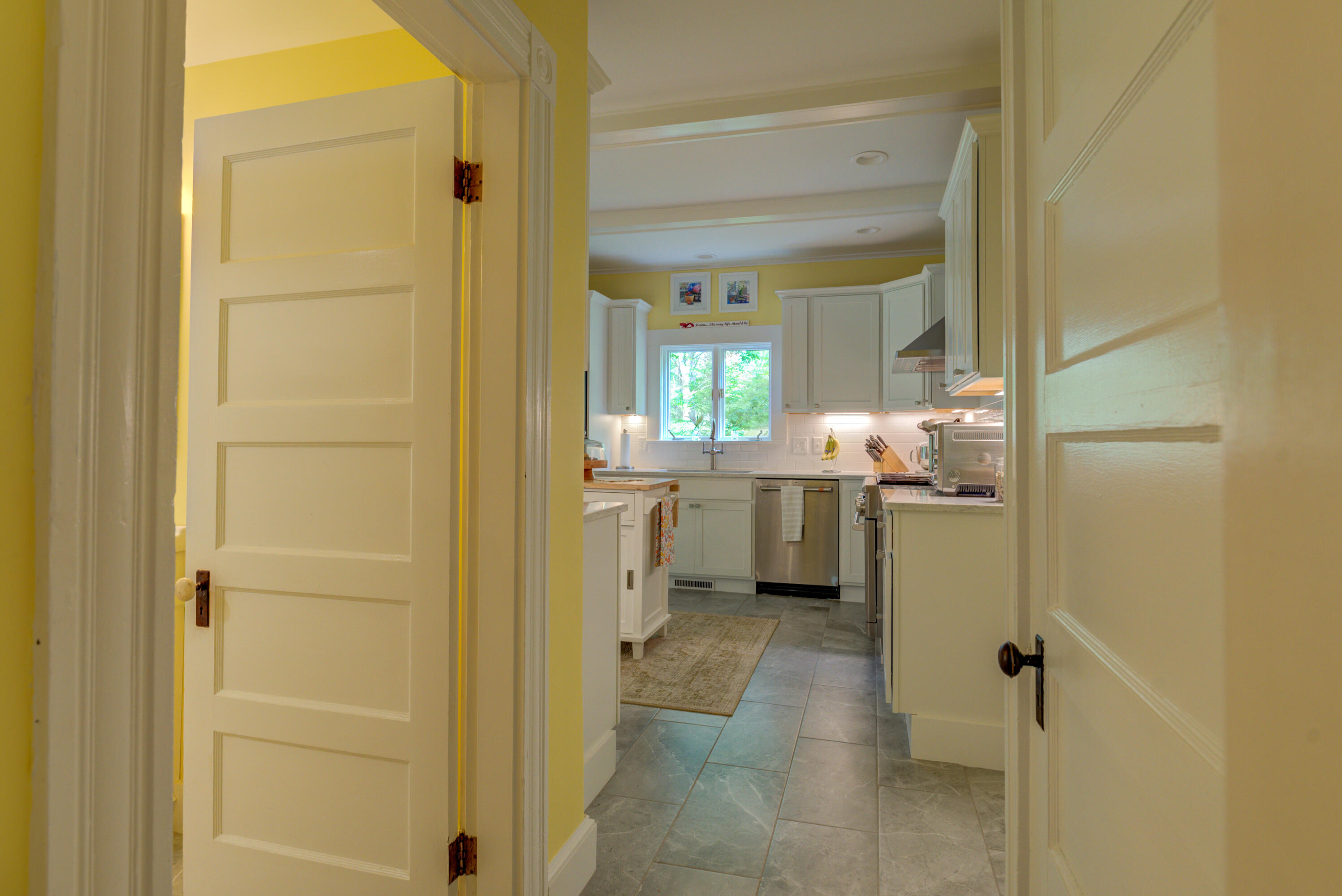 790 Shore Road Cape Neddick, ME 03902 - Photo 8 of 37 Pic#-8
