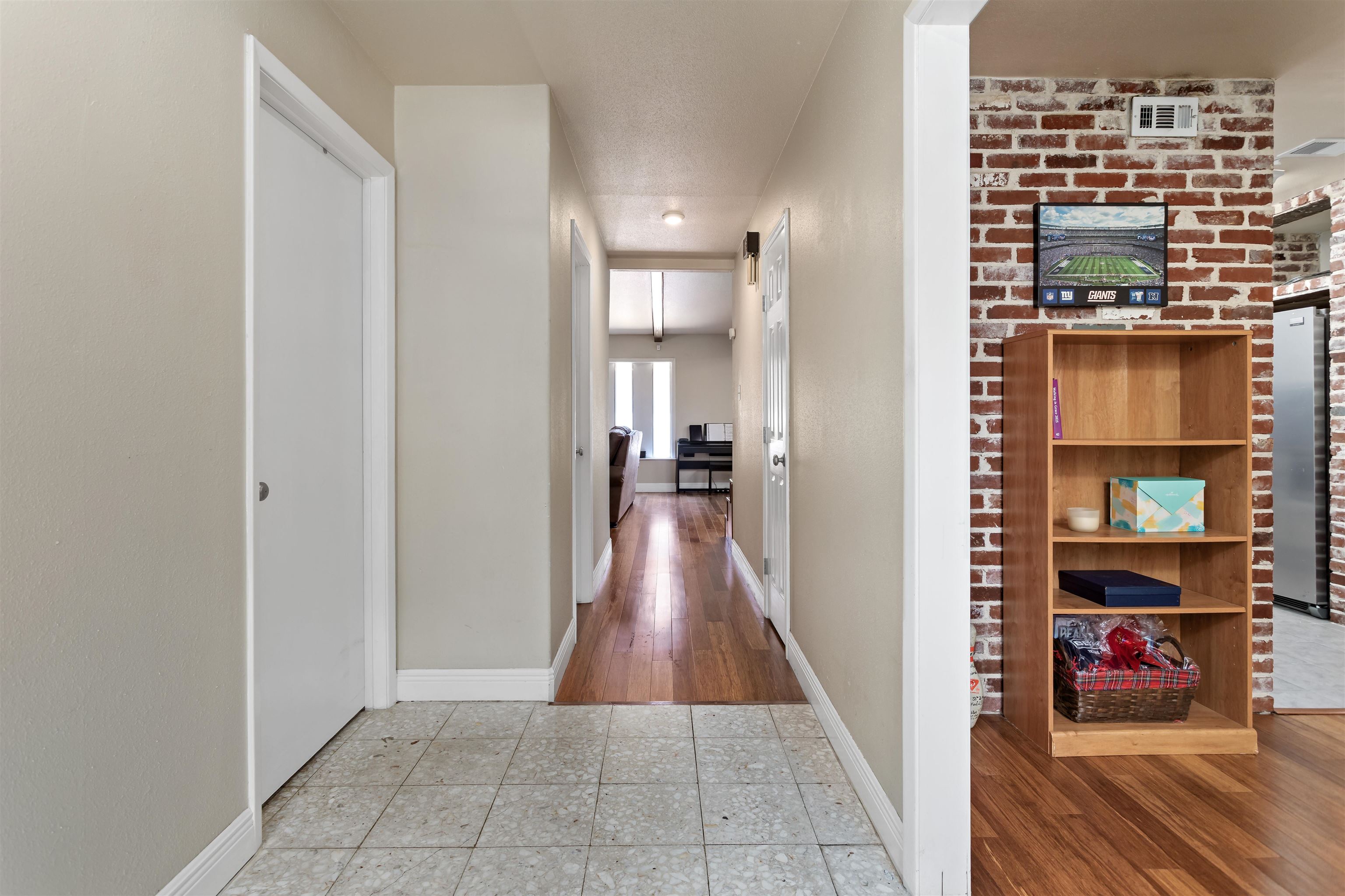 387 Georgetown Street Beaumont, TX 77707 - Photo 6 of 28