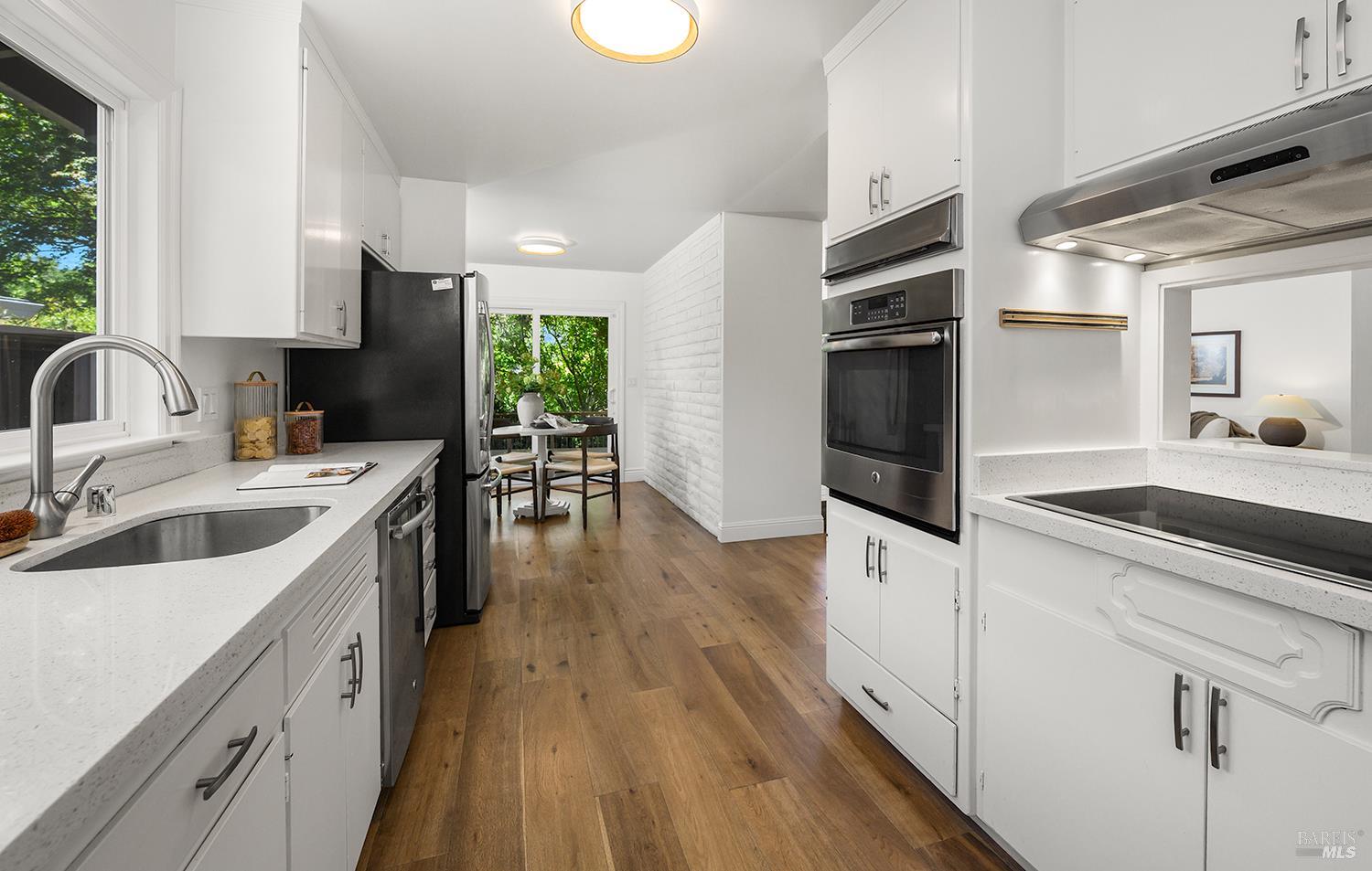 8 Harding Drive Novato, CA 94947 - Photo 22 of 35