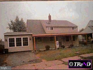 98 Wildflower Road Levittown, PA 19057 - Photo 1 of 1 Gallery Image 1
