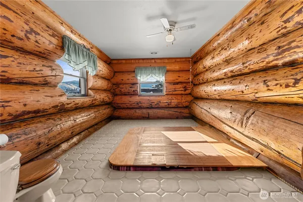 $695,000 | 2992 Highway 153, Twisp, WA 98856