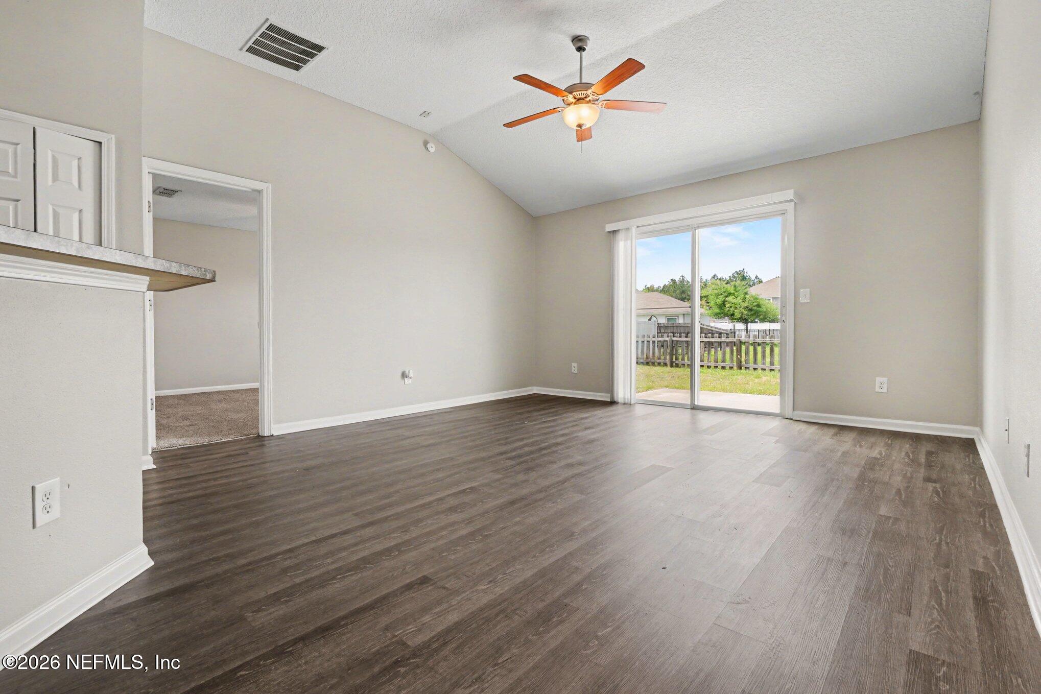 94011 Last Lane Yulee, FL 32097 - Photo 2 of 15 002_dsc01655_378