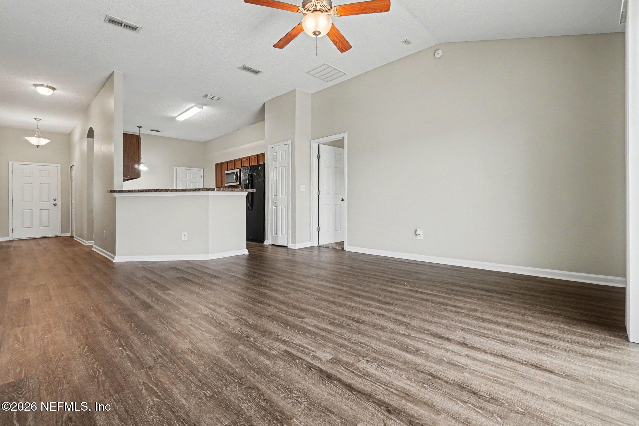 94011 Last Lane Yulee, FL 32097 - Photo 3 of 15 003_dsc01659_595