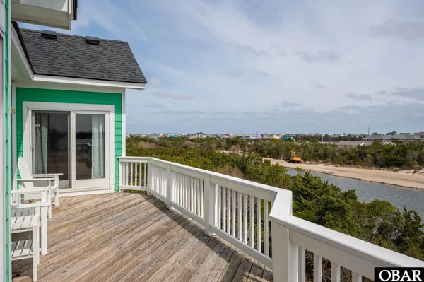 $1,100,000 | 41189 Yardarm Court, Avon, NC 27915