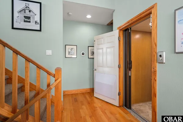 $1,100,000 | 41189 Yardarm Court, Avon, NC 27915