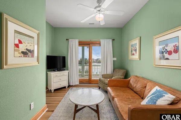 $1,100,000 | 41189 Yardarm Court, Avon, NC 27915