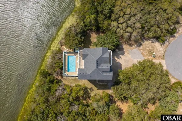 $1,100,000 | 41189 Yardarm Court, Avon, NC 27915