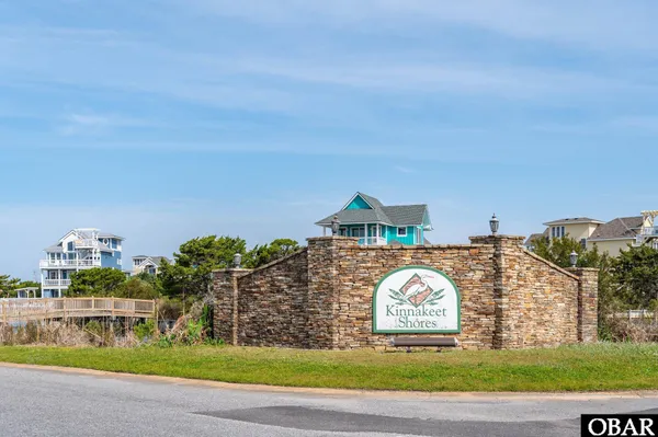 $1,100,000 | 41189 Yardarm Court, Avon, NC 27915