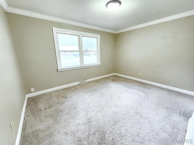 $220,000 | 225 Merriweather Lane, Fairview Heights, IL 62208