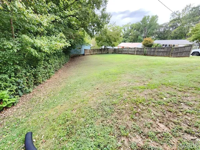 $220,000 | 225 Merriweather Lane, Fairview Heights, IL 62208