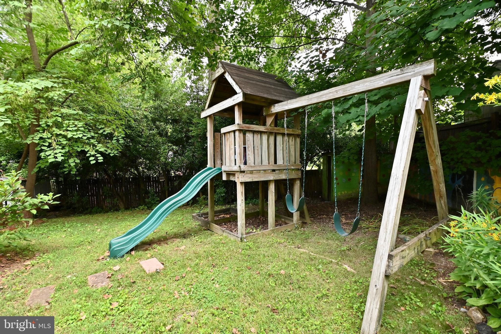 802 Ridge Place Falls Church, VA 22046 - Photo 50 of 59