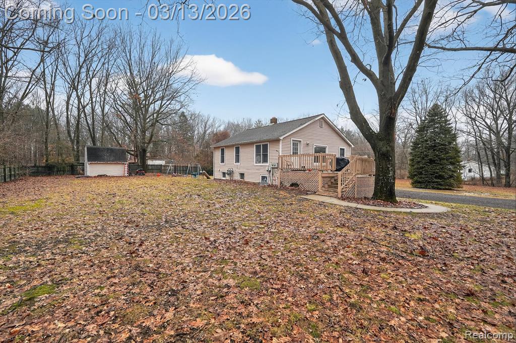9061 North McKinley Road Flushing, MI 48433 - Photo 3 of 44