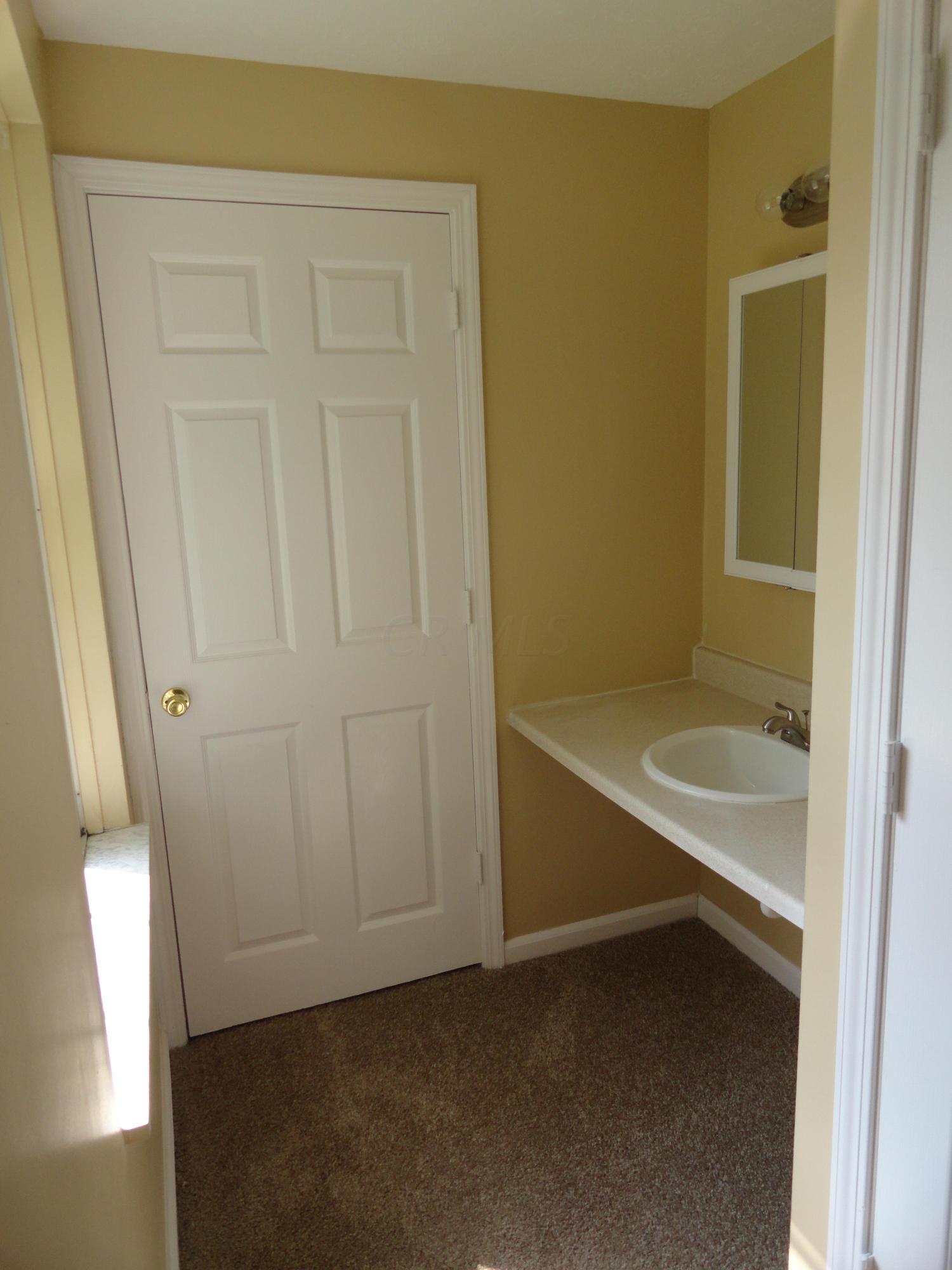 2995 Olivette Road Columbus, OH 43232 - Photo 8 of 15 Gallery Image 8