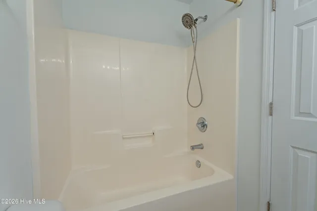 $1,325 | 2000 Grandeur Avenue, Jacksonville, NC 28546