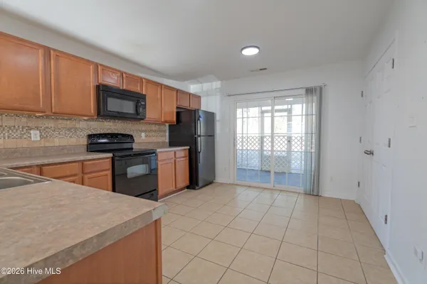 $1,325 | 2000 Grandeur Avenue, Jacksonville, NC 28546