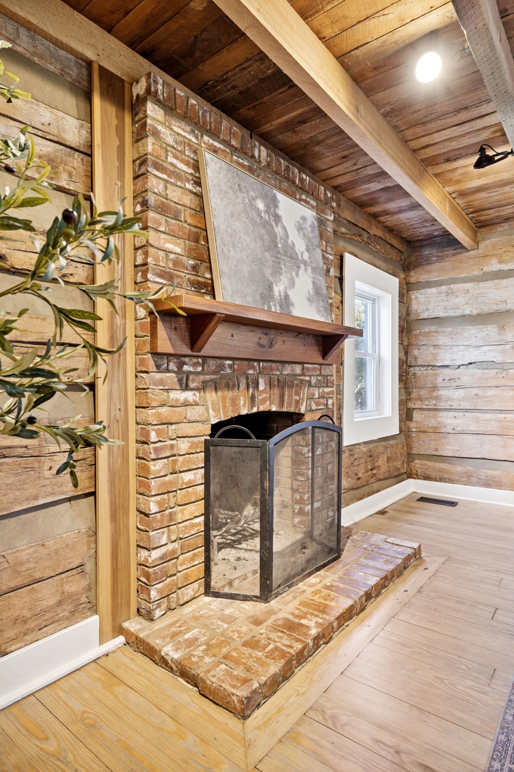 5467 Pinewood Road Franklin, TN 37064 - Photo 17 of 98 a view of a fireplace in the room