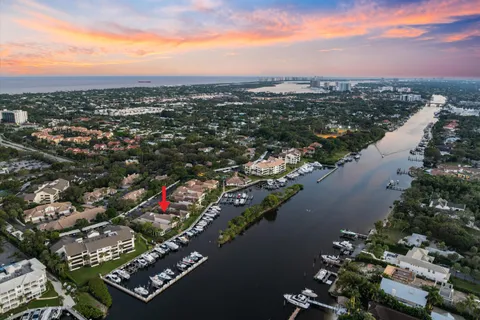 $2,750,000 | 602 Oak Harbour Drive, Juno Beach, FL 33408