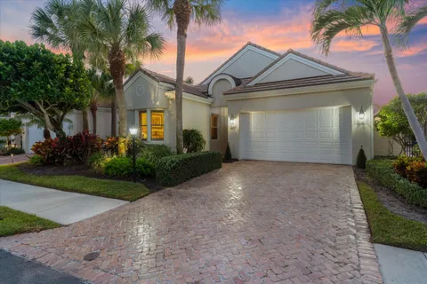 $2,750,000 | 602 Oak Harbour Drive, Juno Beach, FL 33408