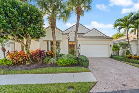 $2,750,000 | 602 Oak Harbour Drive, Juno Beach, FL 33408