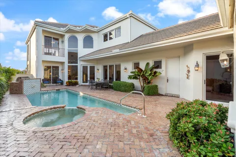 $2,750,000 | 602 Oak Harbour Drive, Juno Beach, FL 33408