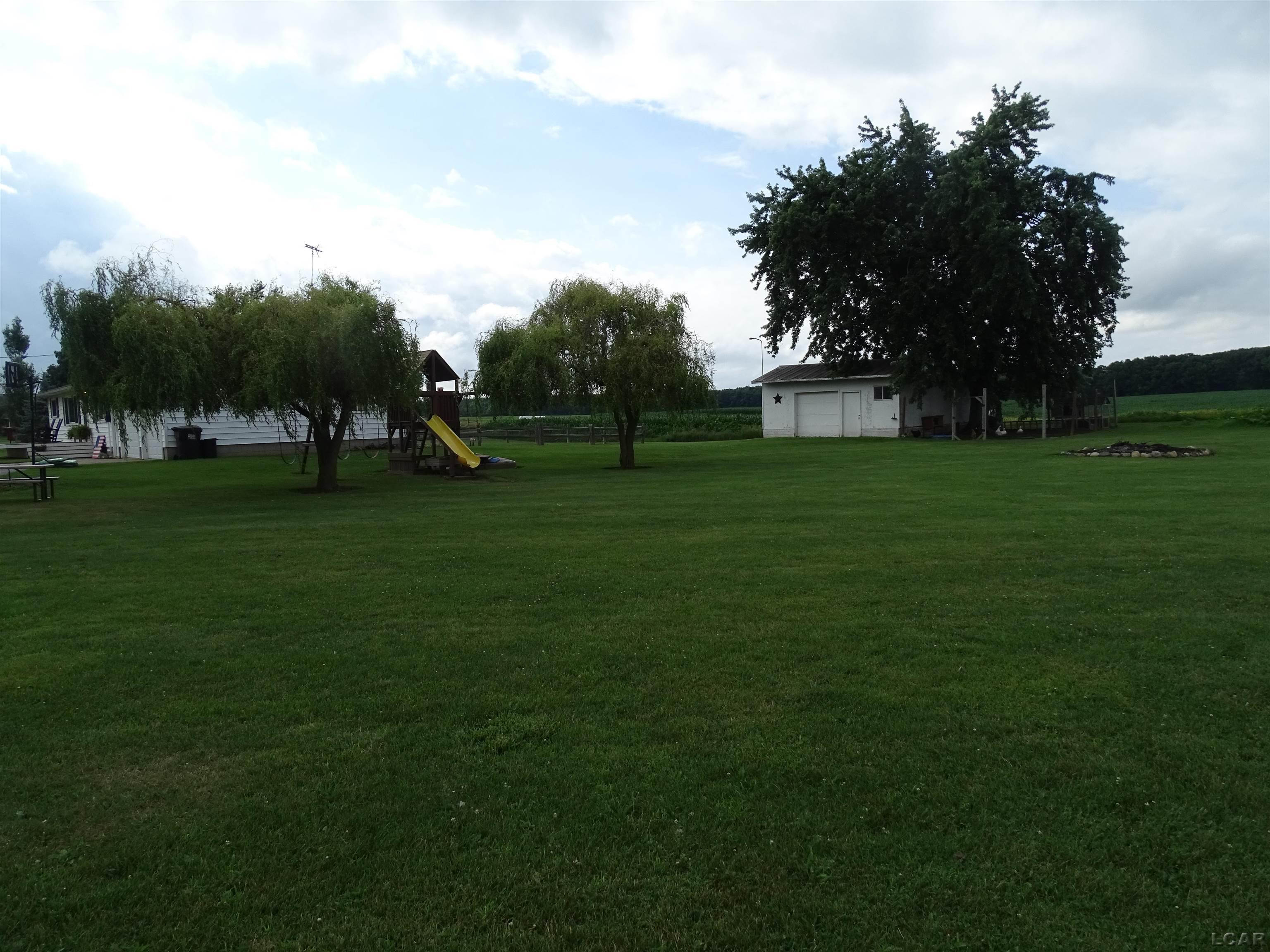 8120 West Beecher Road Clayton, MI 49235 - Photo 2 of 36