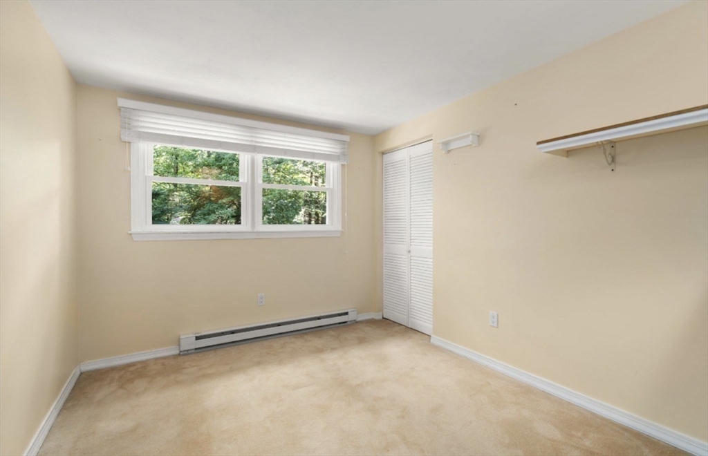 39 Whiting Road Oxford, MA 01540 - Photo 14 of 39