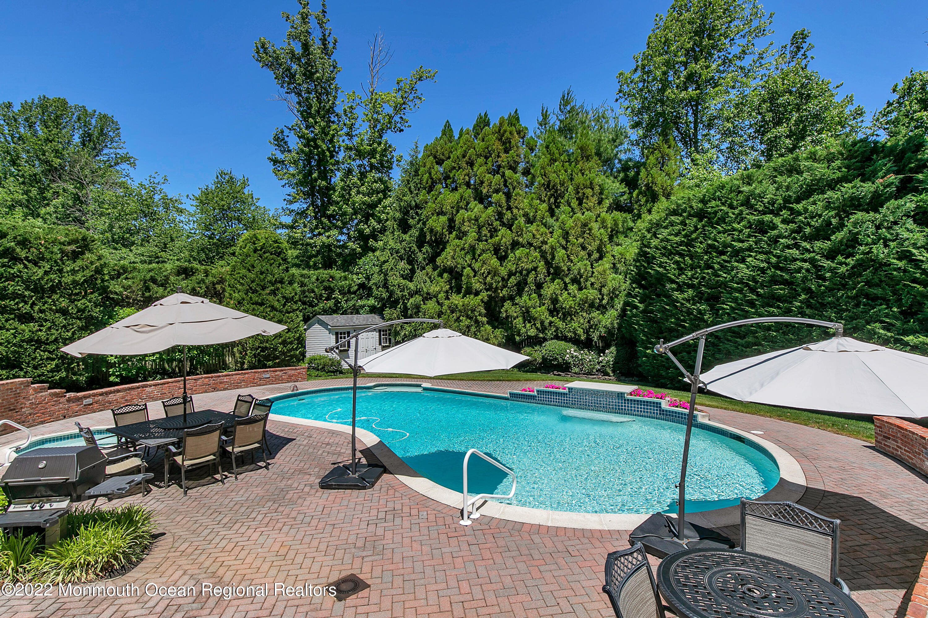 91 Lehigh Drive Lincroft, NJ 07738 - Photo 34 of 36 Privacy