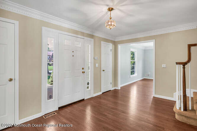 91 Lehigh Drive Lincroft, NJ 07738 - Photo 5 of 36 Entry Foyer