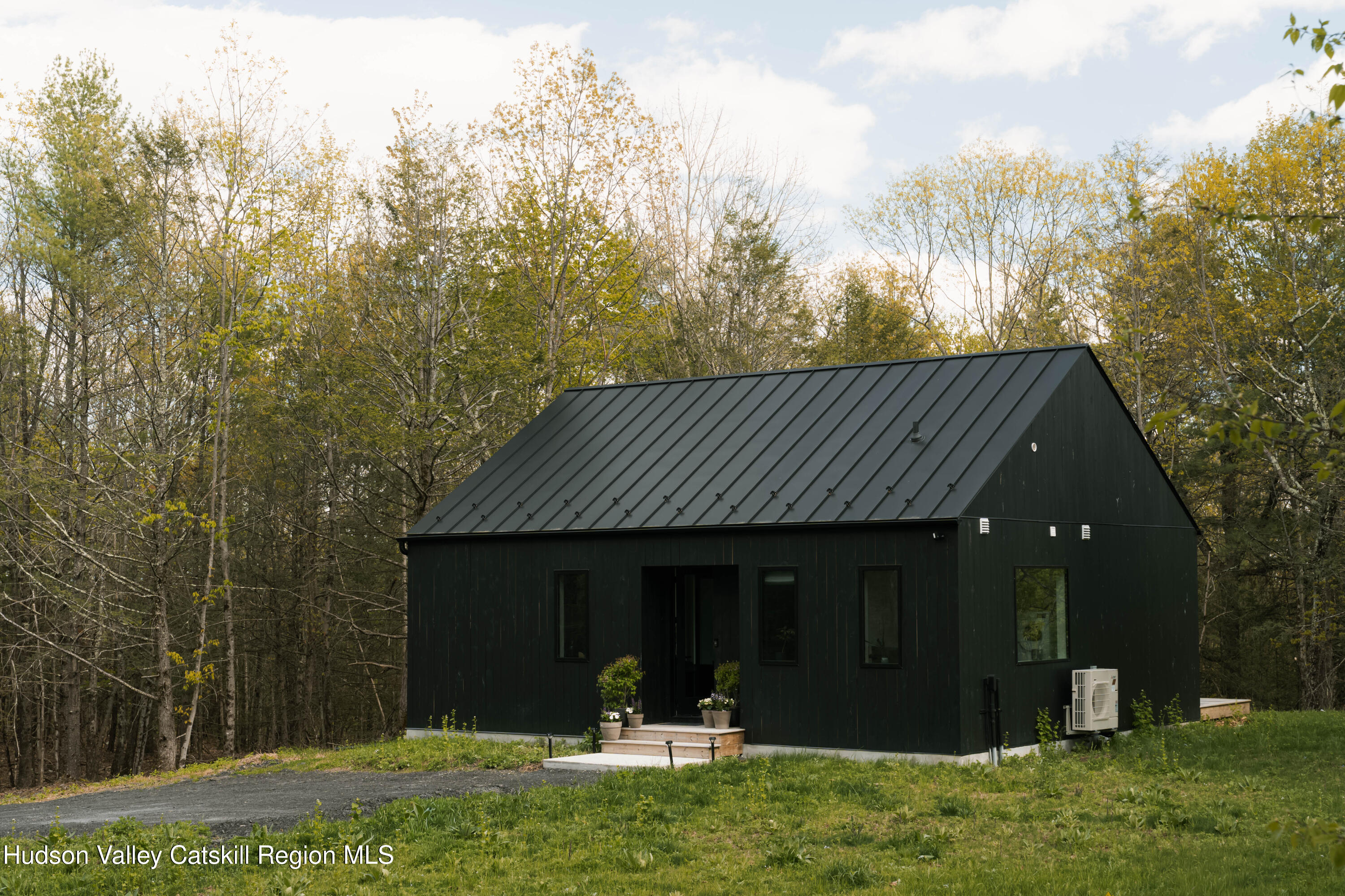 115 Goat Hill Road Saugerties, NY 12477 - Photo 2 of 20 Front View3