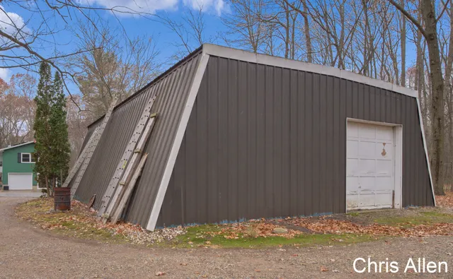 $440,000 | 9047 Algoma Avenue Northeast, Rockford, MI 49341