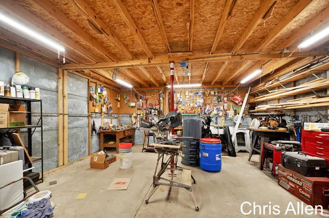 $440,000 | 9047 Algoma Avenue Northeast, Rockford, MI 49341