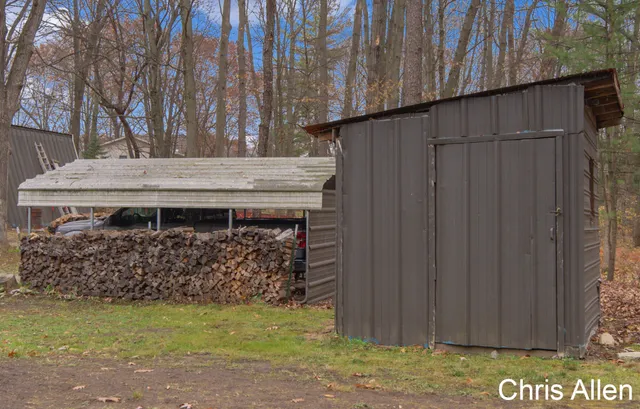 $440,000 | 9047 Algoma Avenue Northeast, Rockford, MI 49341