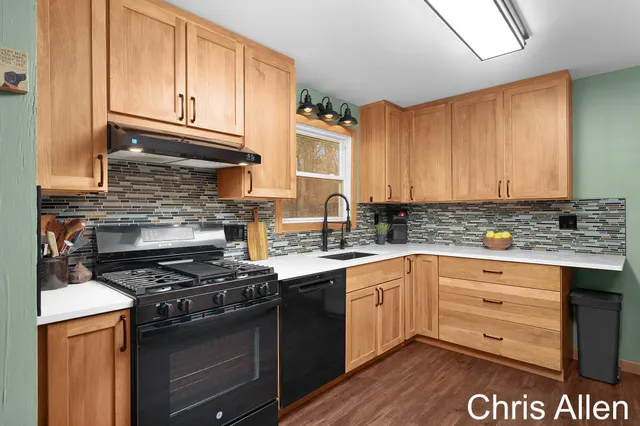 $440,000 | 9047 Algoma Avenue Northeast, Rockford, MI 49341