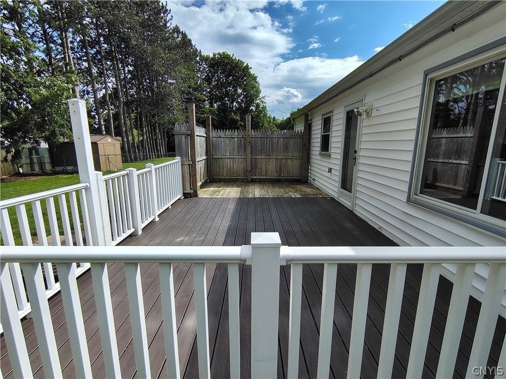 414 Williamsburg Road Utica, NY 13502 - Photo 28 of 35